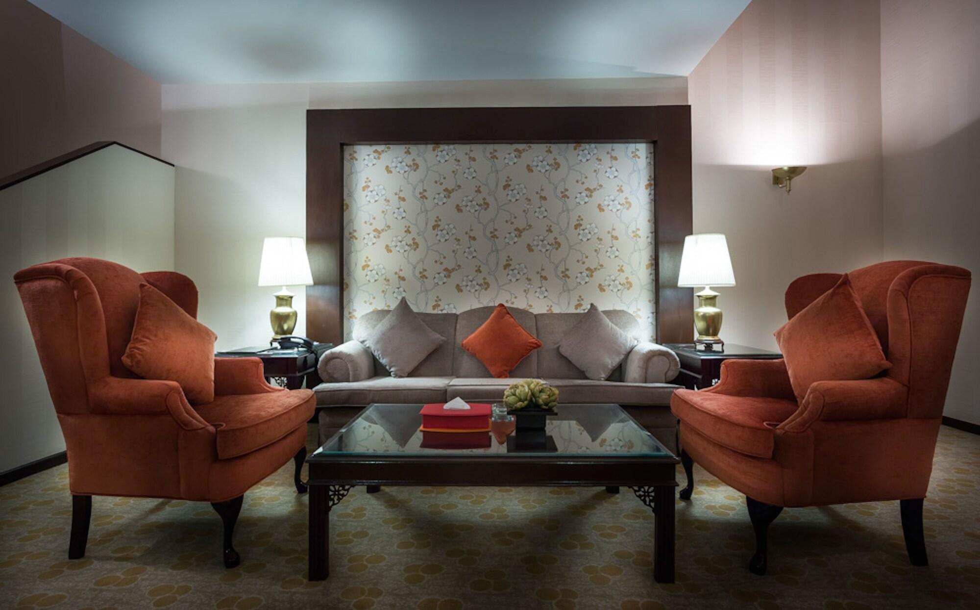 Hawthorn Suites By Wyndham Ал Хубар Екстериор снимка
