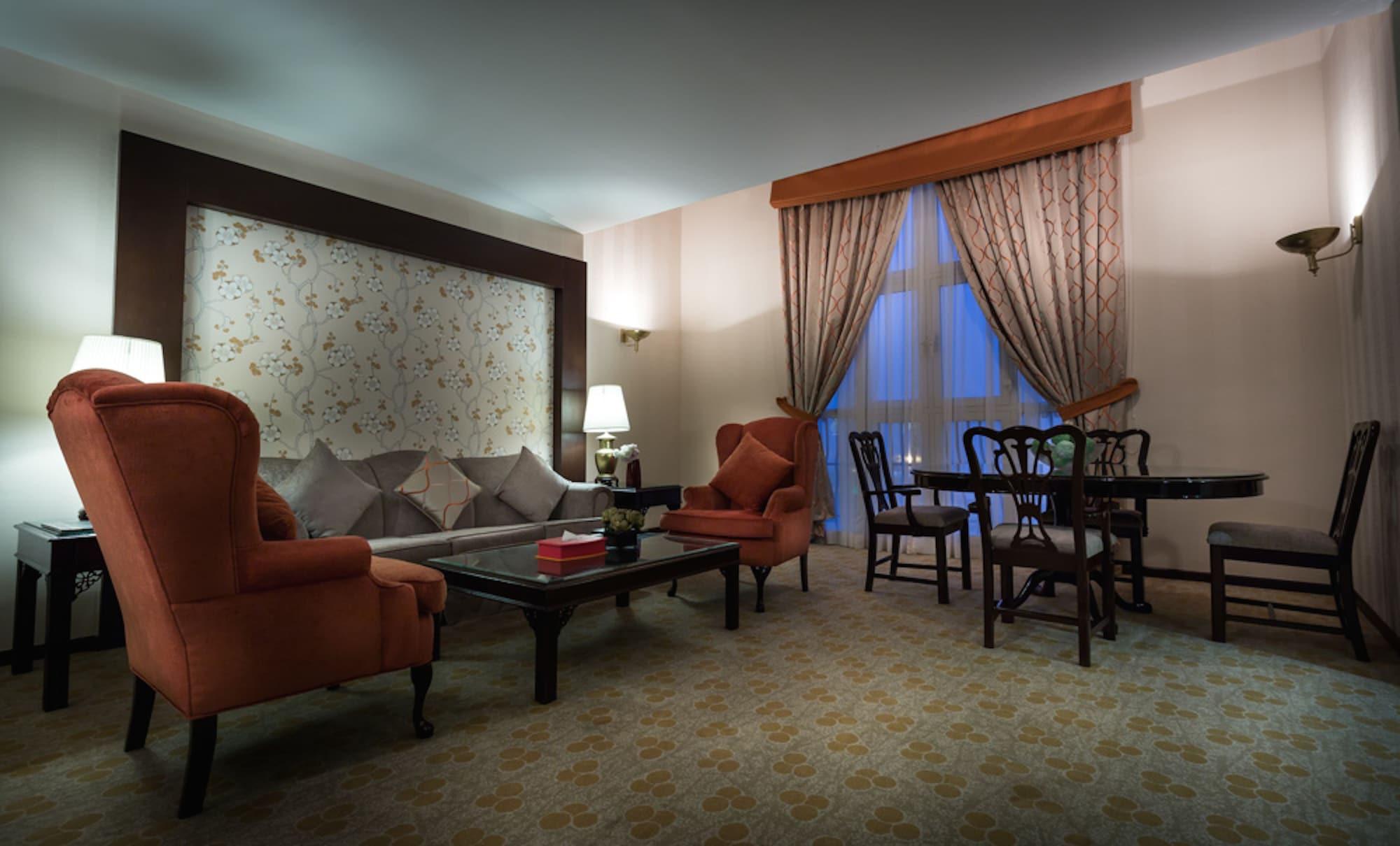 Hawthorn Suites By Wyndham Ал Хубар Екстериор снимка